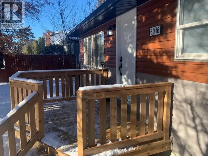 6016 33 Avenue NW, Calgary