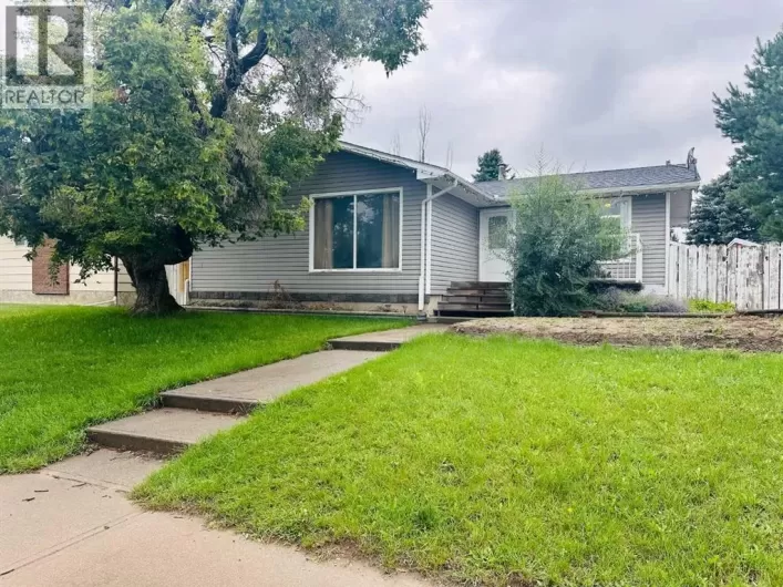 6018 50 Street, Taber