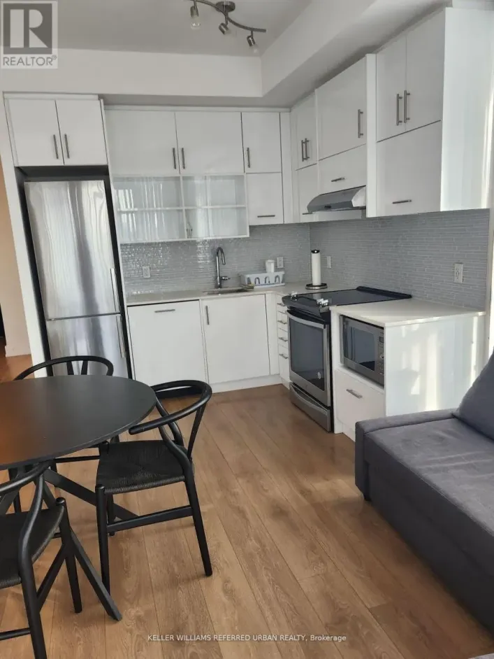 Apartment for rent: 602 - 128 FAIRVIEW MALL DRIVE E, Toronto
