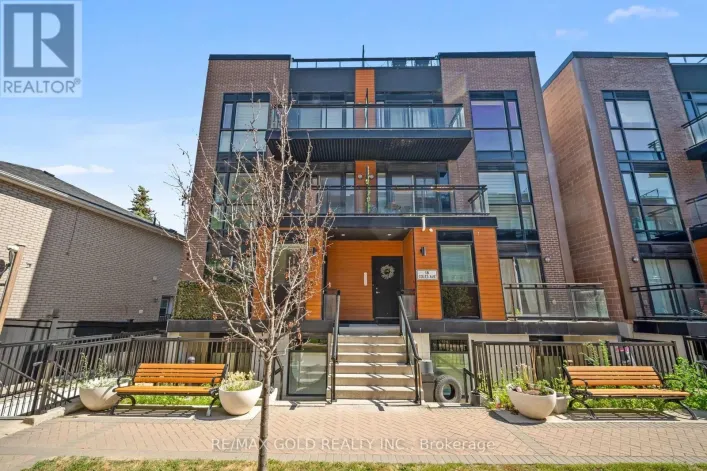 602 - 18 COLES AVENUE, Vaughan