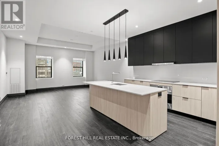 602 - 2 AVENUE ROAD, Toronto