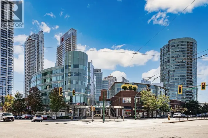 602 4538 KINGSWAY, Burnaby