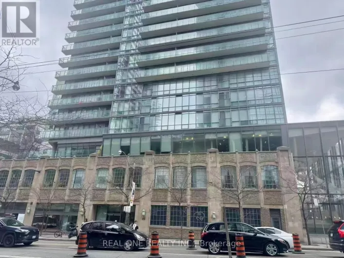 602 - 832 BAY STREET, Toronto