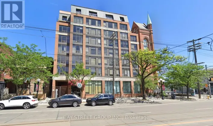 602 DEN - 456 COLLEGE STREET, Toronto