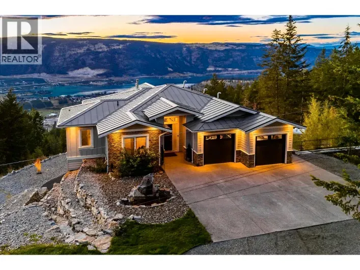 6022 Oyama Lake Road, Lake Country