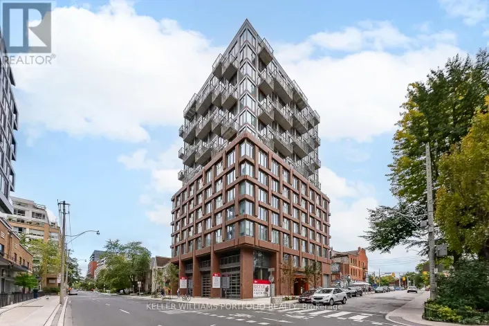 603 - 2 AUGUSTA AVENUE, Toronto