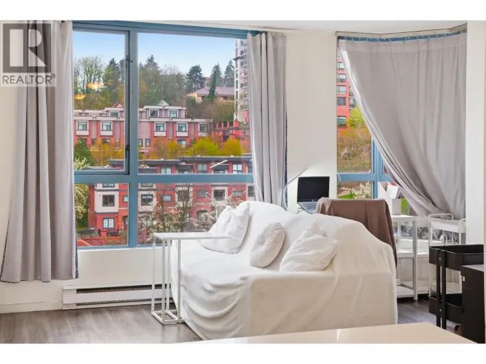 603 828 AGNES STREET, New Westminster