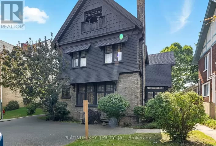 603 QUEENS AVENUE, London East