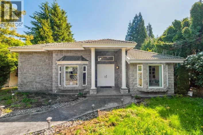 6030 ELGIN AVENUE, Burnaby