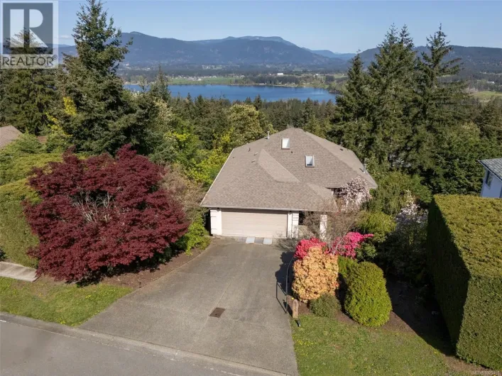 6039 Chippewa Rd, Duncan