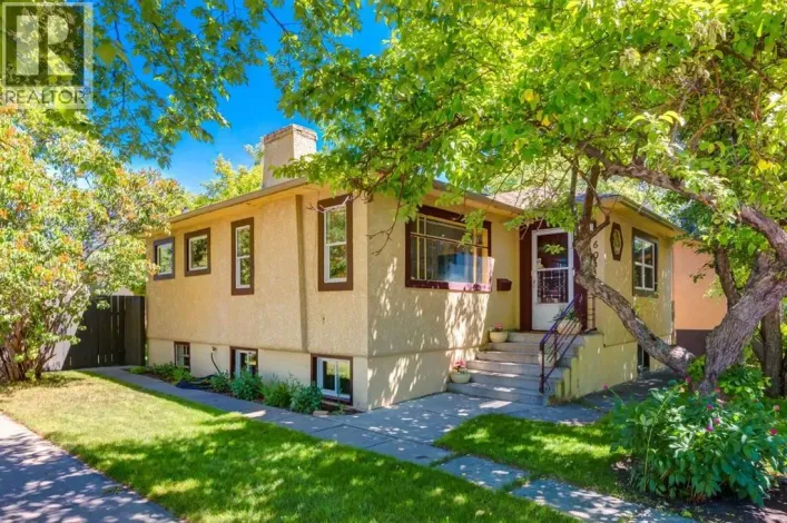 604 10 Avenue NE, Calgary