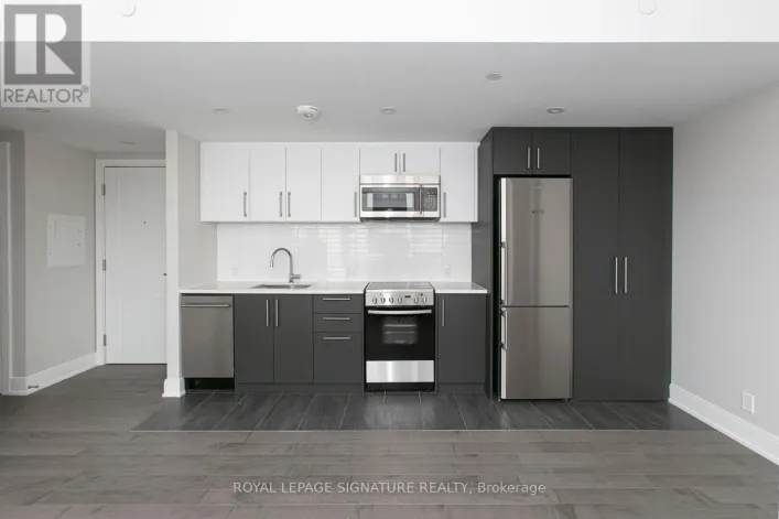 604 - 11 WALMER ROAD, Toronto
