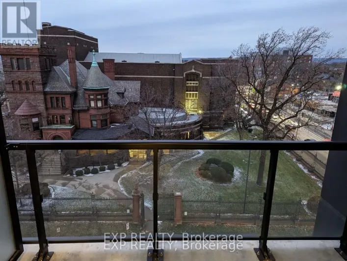 604 - 15 QUEEN STREET S, Hamilton