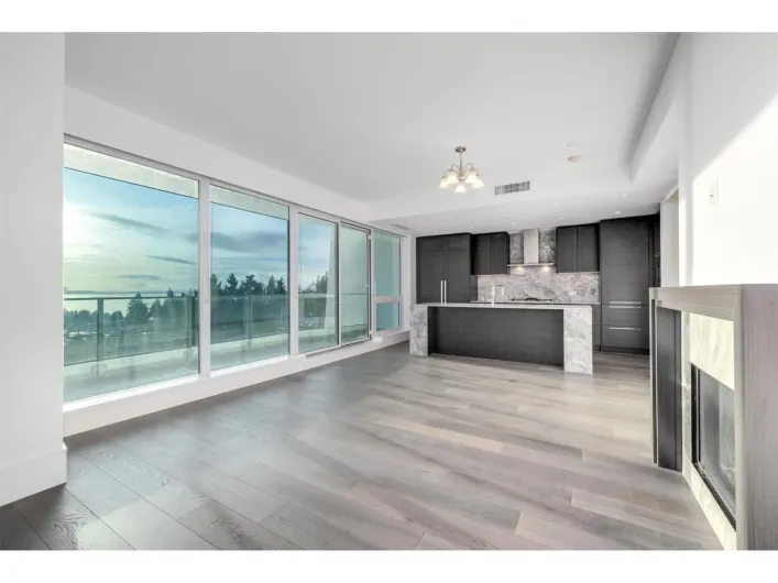 604 1501 FOSTER STREET, White Rock