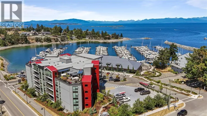 604 3529 Dolphin Dr, Nanoose Bay