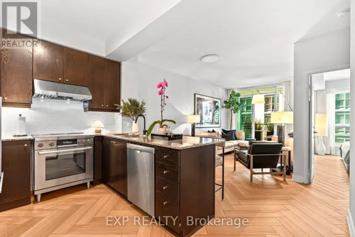 604 - 38 THE ESPLANADE AVENUE, Toronto