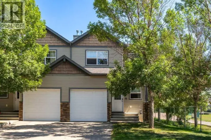 604 7 Street NW, High River