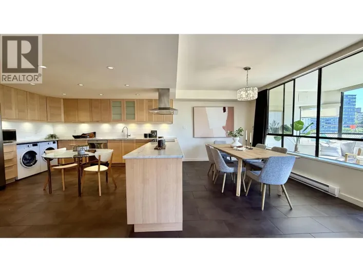 604 738 BROUGHTON STREET, Vancouver