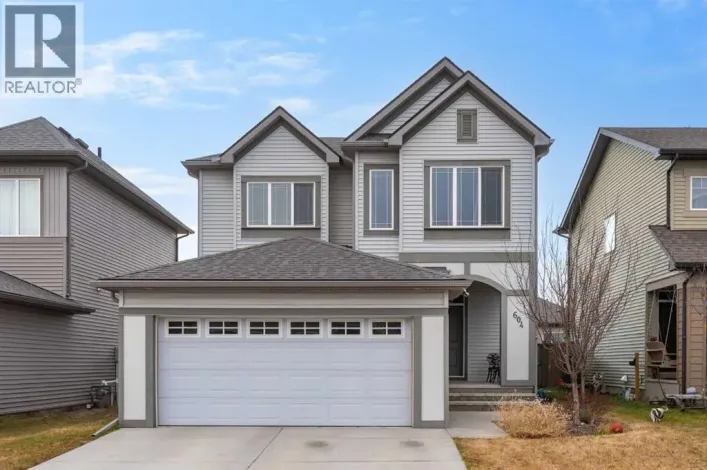 604 Monterey Drive SE, High River