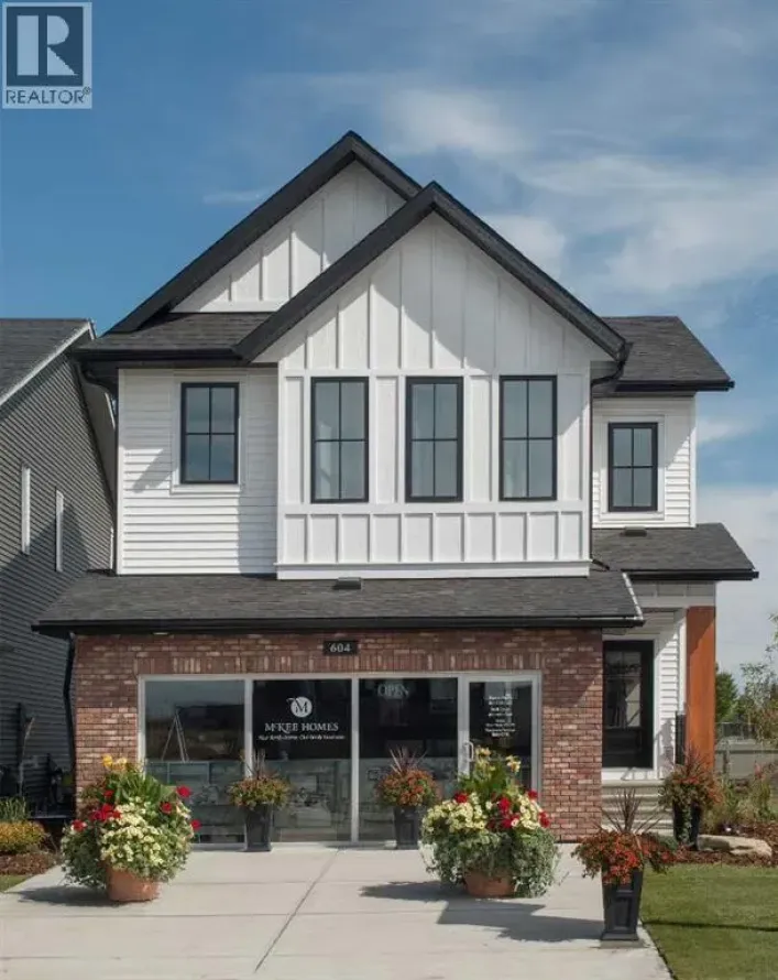 604 Reynolds Crescent SW, Airdrie