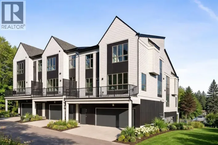 604 Sovereign Common SW, Calgary