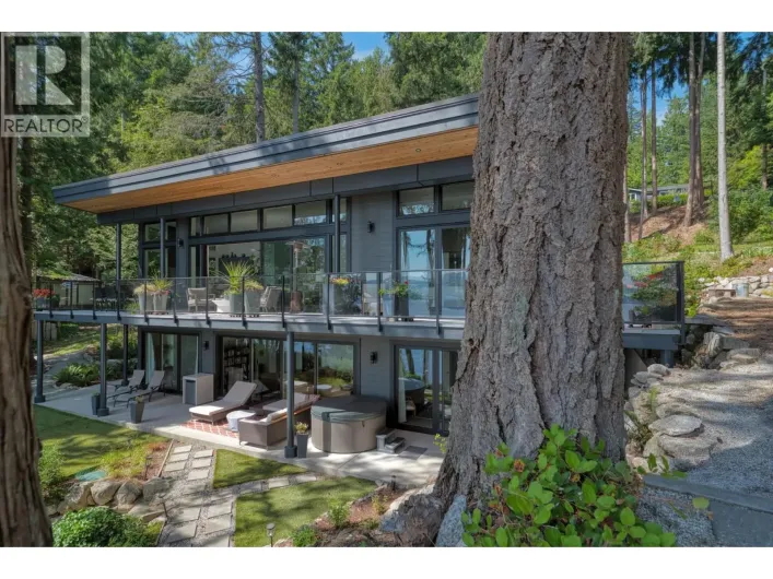 6043 CORACLE DRIVE, Sechelt