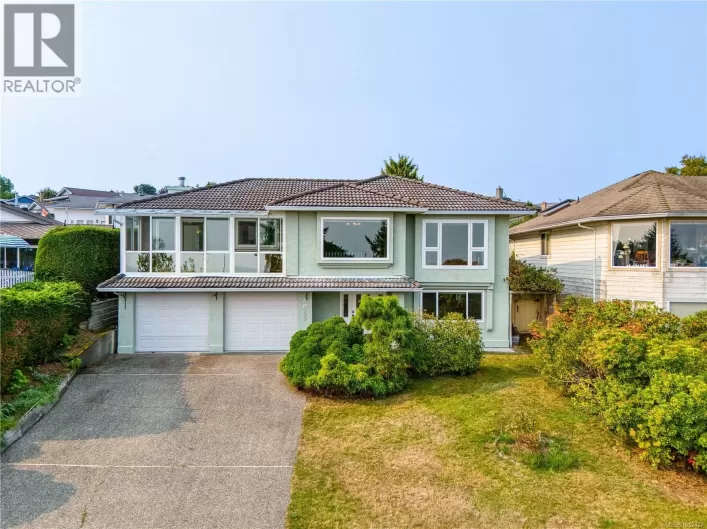 6045 Icarus Dr, Nanaimo