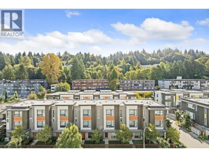 605 3038 ST GEORGE STREET, Port Moody