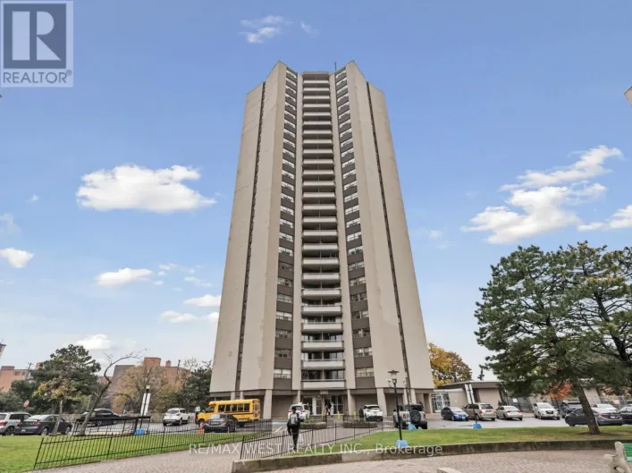 605 - 380 DIXON ROAD, Toronto