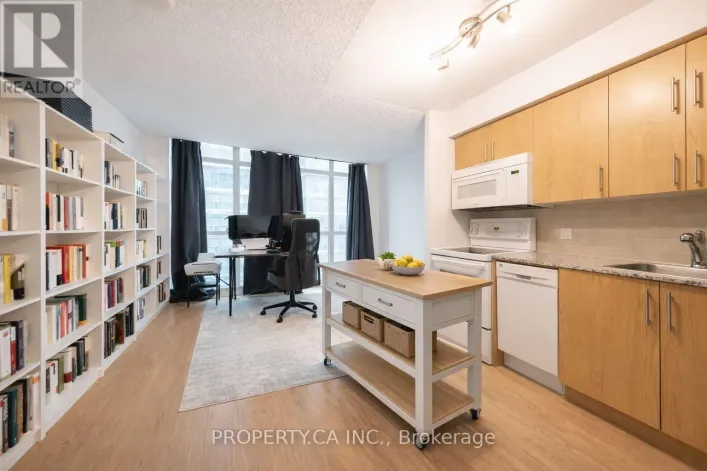 605 - 50 TOWN CENTRE COURT, Toronto