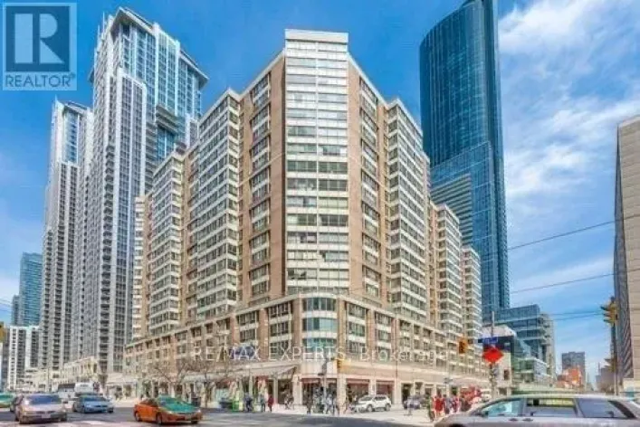 605 - 717 BAY STREET, Toronto