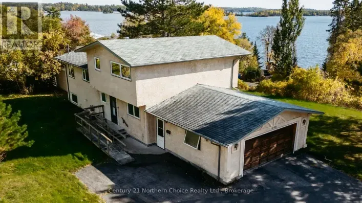 605 NINTH STREET, Kenora