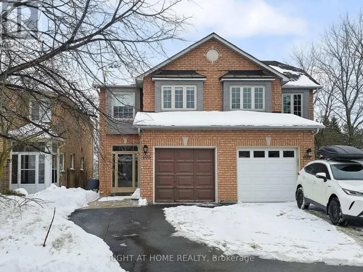 605 WILLOWICK DRIVE, Newmarket