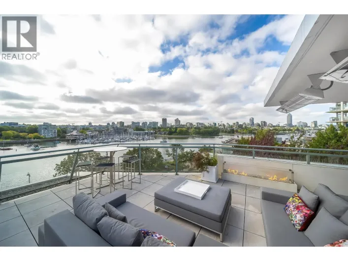606 1288 MARINASIDE CRESCENT, Vancouver