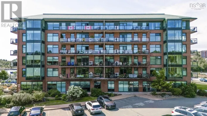 606 220 Waterfront Drive, Bedford