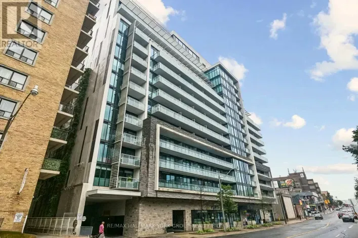 Apartment for sale: 606 - 3018 YONGE STREET, Toronto