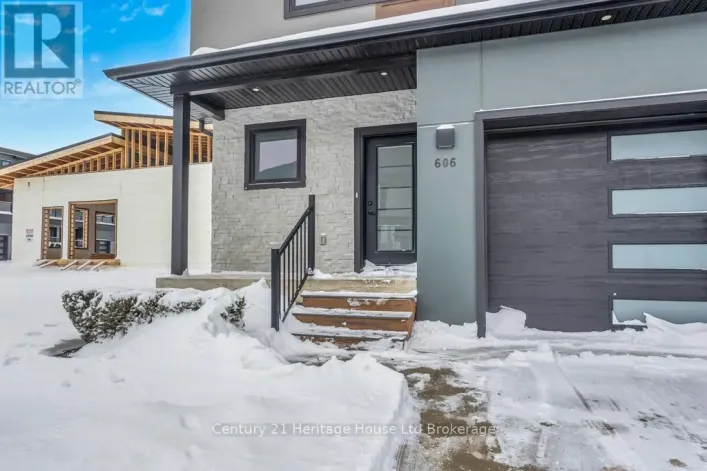 606 - 361 QUARTER TOWN LINE, Tillsonburg