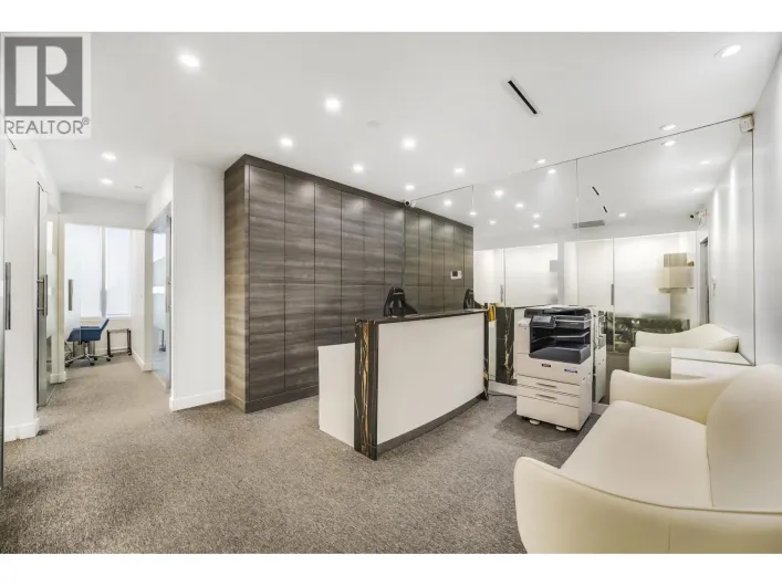 606 4538 KINGSWAY, Burnaby