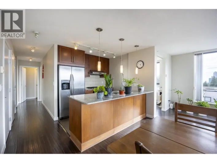 606 7088 SALISBURY AVENUE, Burnaby