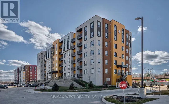 606 - 8 CULINARY LANE, Barrie