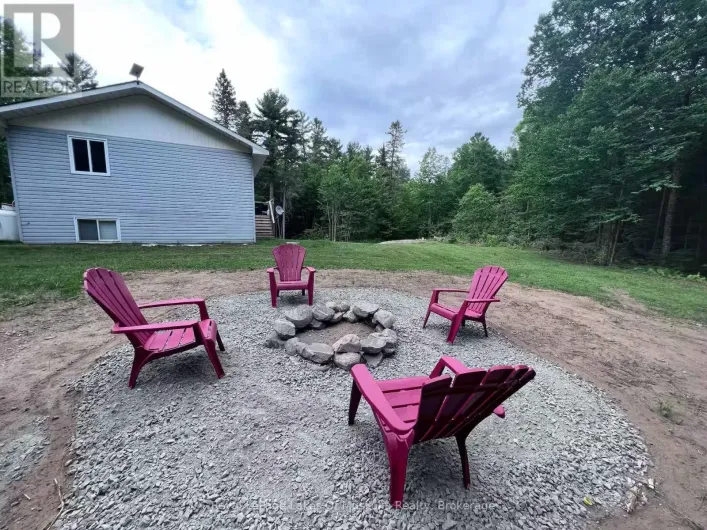 606 RYE ROAD, Parry Sound Remote Area
