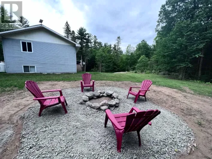 606 RYE ROAD, Parry Sound Remote Area