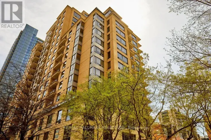 607 - 123 EGLINTON AVENUE, Toronto