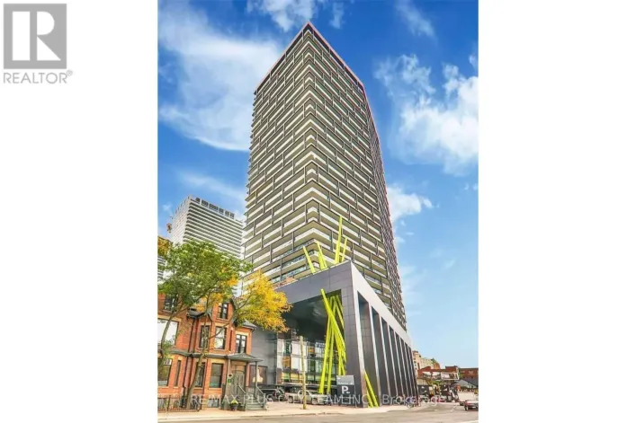 607 - 125 PETER STREET, Toronto