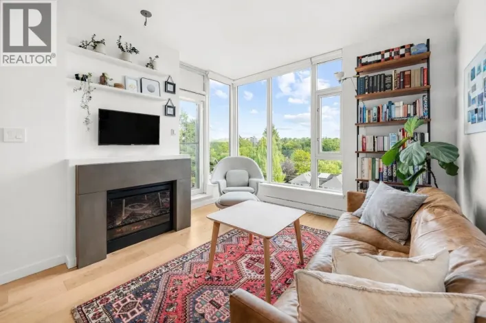 607 2528 MAPLE STREET, Vancouver