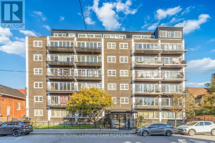 607 - 325 BESSERER STREET, Ottawa