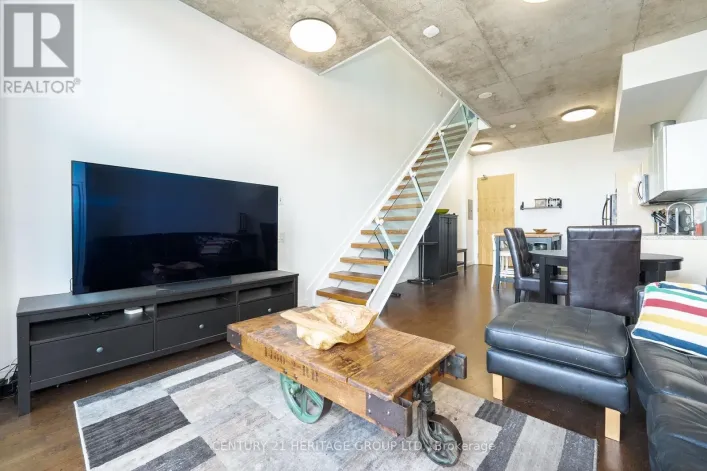 607 - 33 MILL STREET, Toronto