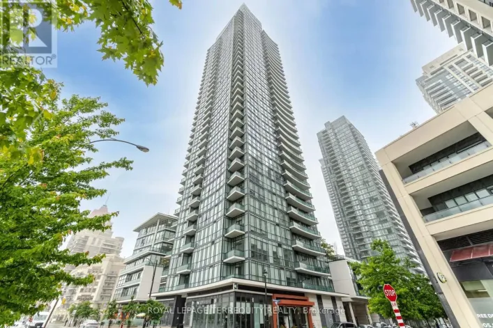 Apartment for rent: 607 - 4099 BRICKSTONE MEWS, Mississauga
