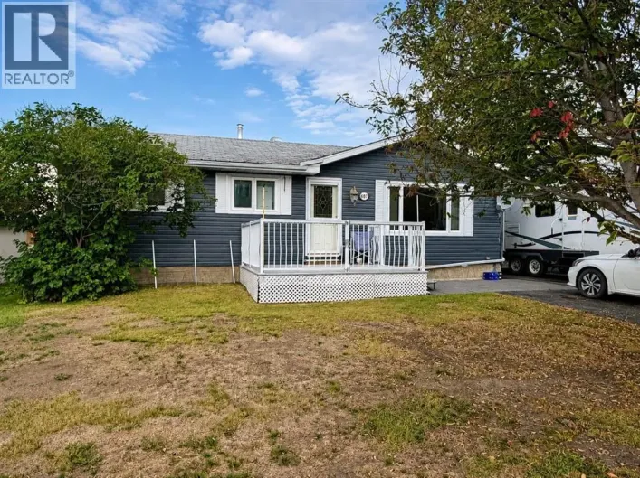 607 6 Avenue, Beaverlodge