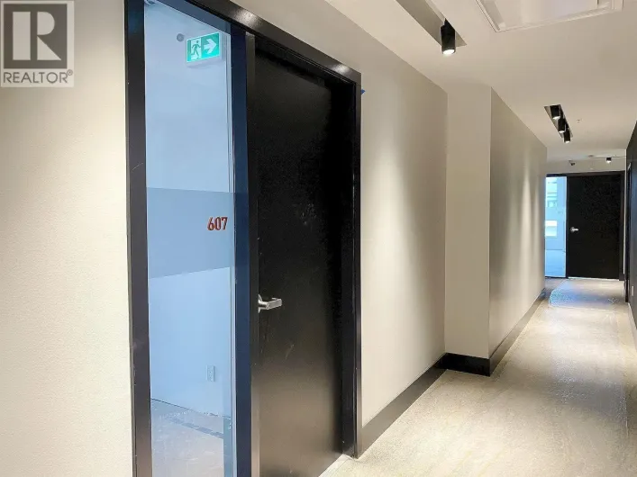 607 6378 SILVER AVENUE, Burnaby